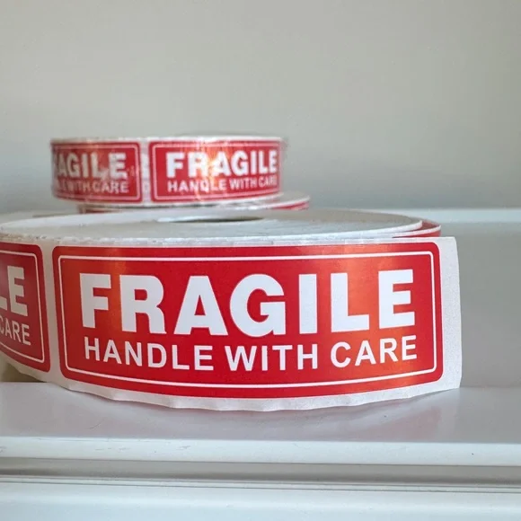 100 Fragile Labels Stickers Seller Shipping Supplies Handle with Care - Picture 3 of 7